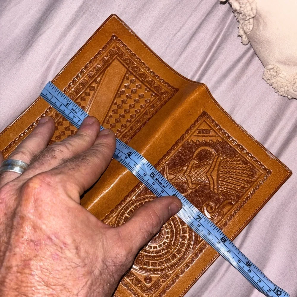 Vintage New Mexican Unisex Bi-Fold WALLET Hand Tooled Genuine Leather Aztec Art‍